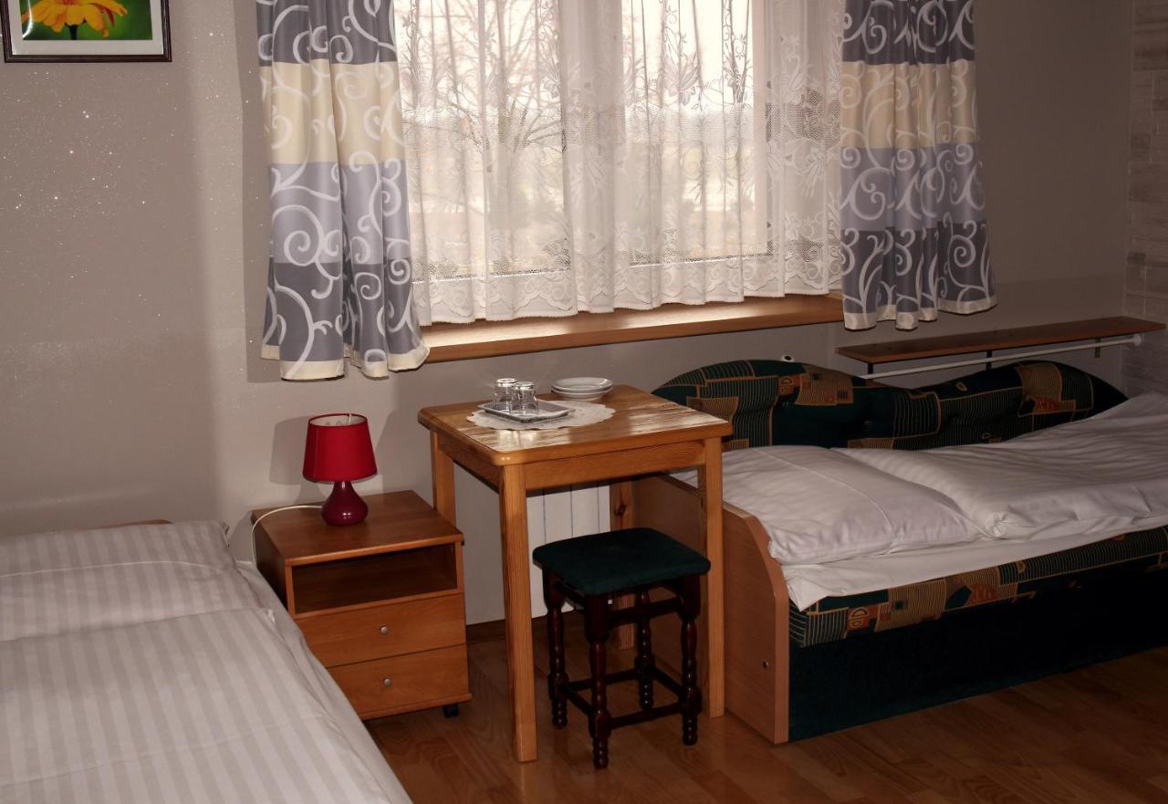 Aleksandrów Łódzki Bar Malwa汽车旅馆 外观 照片