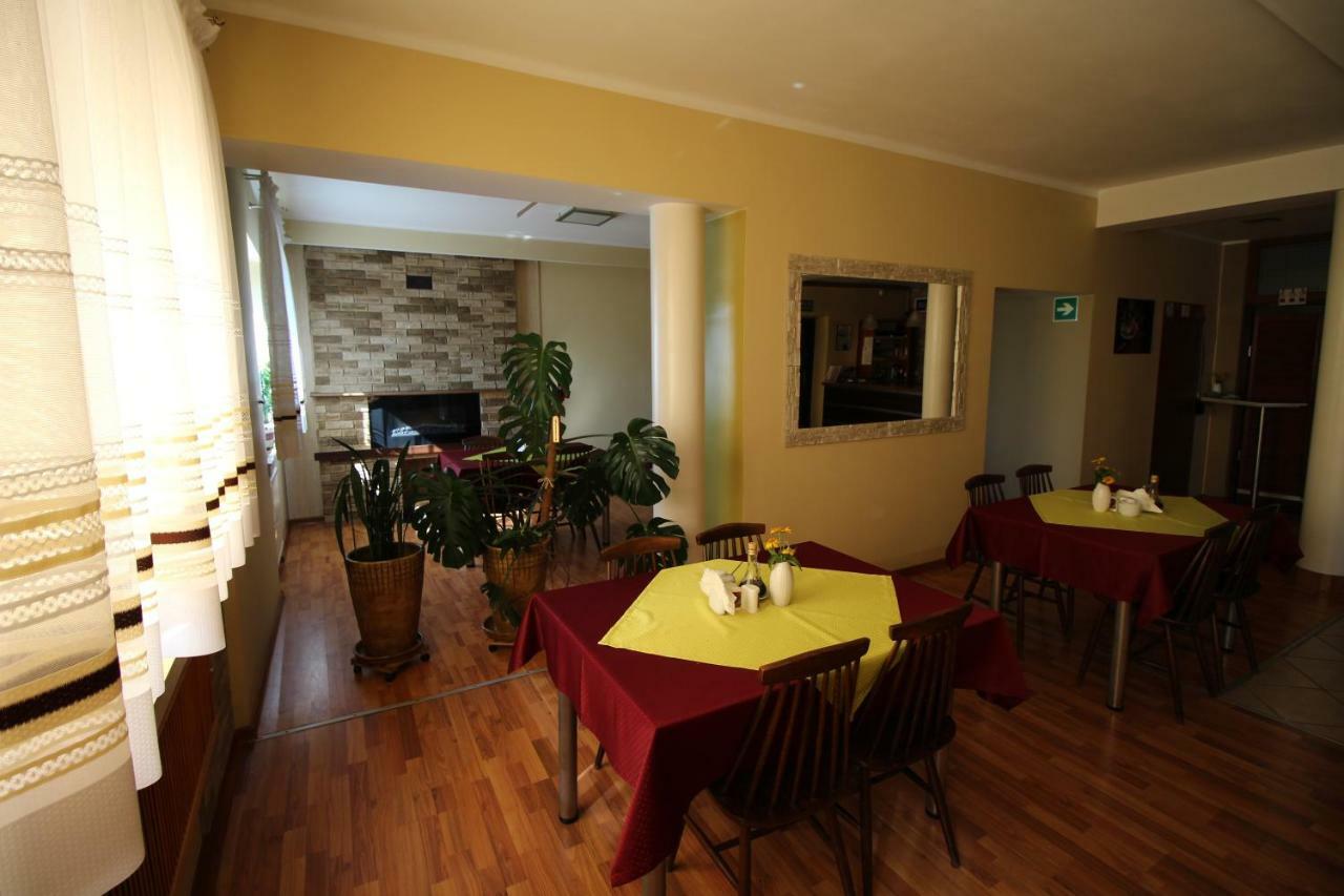 Aleksandrów Łódzki Bar Malwa汽车旅馆 外观 照片