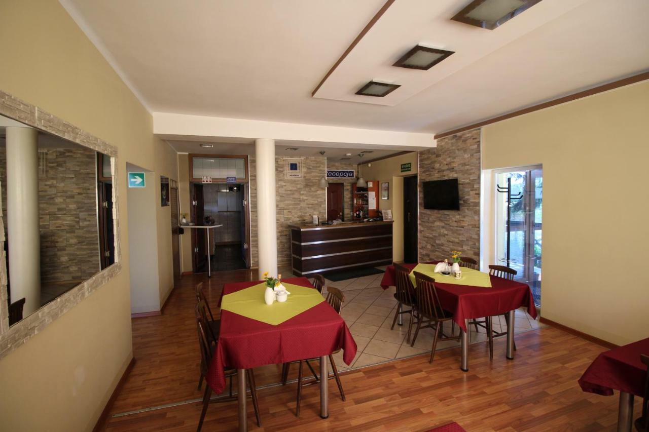 Aleksandrów Łódzki Bar Malwa汽车旅馆 外观 照片